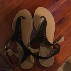 Black flat sandals